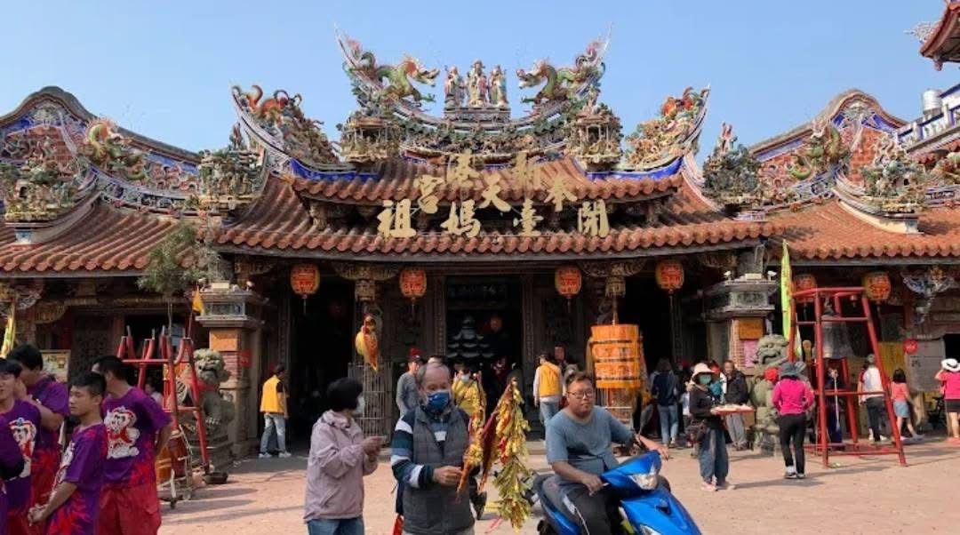 綠島海祭活動來囉！嶼海之祭‧九月綠島相繫 盛大啟航跨海信仰盛典，從海陸巡遶境祈福、平安晚宴到國際龍獅競賽，邀全台宮廟與遊客共赴綠島