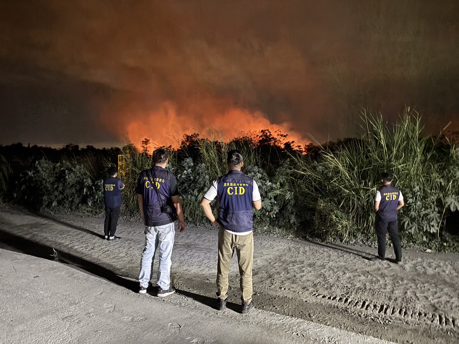 九如堤防火警疑人為縱火狩獵 里港警速查獲3嫌送辦